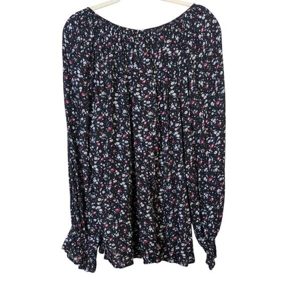 Womens Blouse Chaps Size 1X Ditsy Floral Long Sleeve Black Top Ruffle Cuffs - Picture 2 of 8